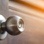 What are Doorknobs? And its Pros and Cons